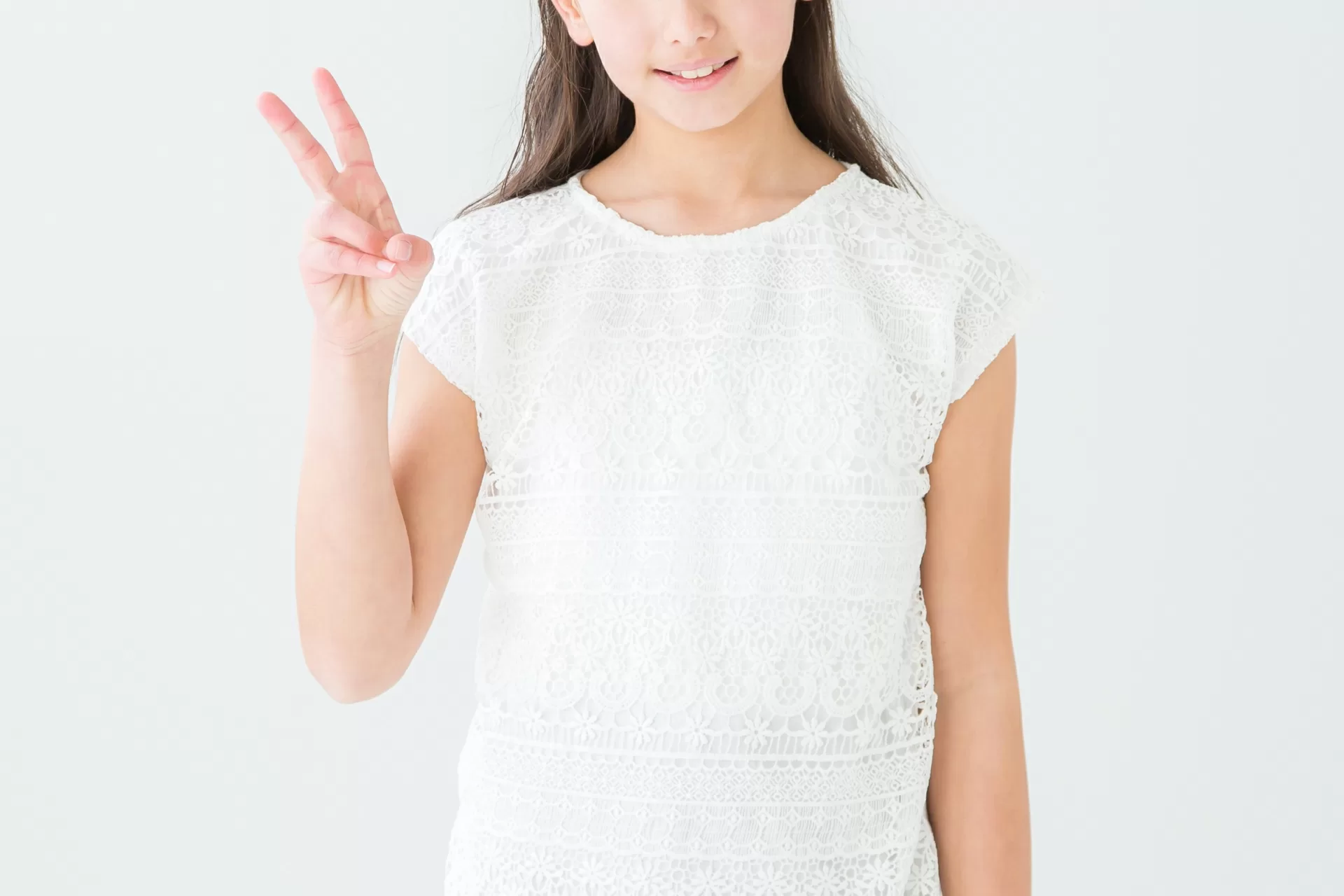 自然な笑顔の子ども